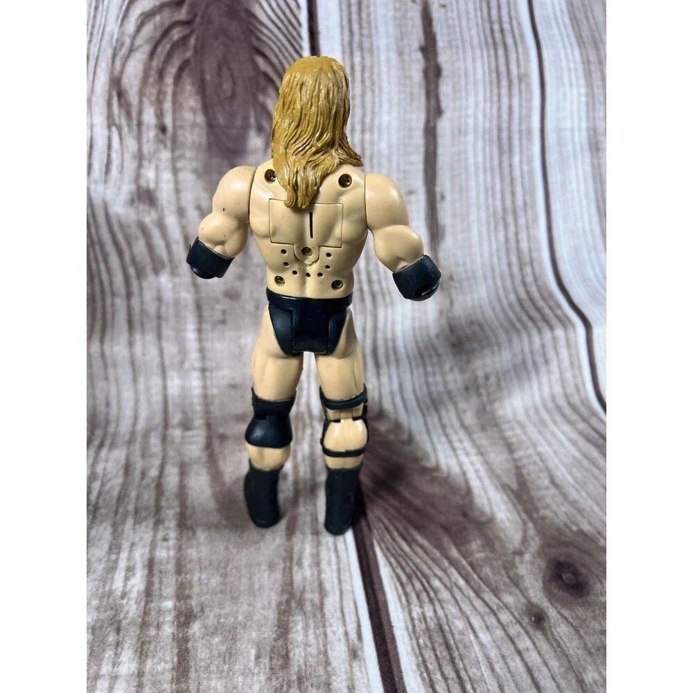 Triple H 8